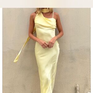 Yellow Satin maxi dress with scarf isabelle’s cabinet